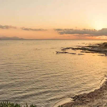 Un Coin De Paradis 2 Ou 4 Personnes Refait A Neuf Apartmán *