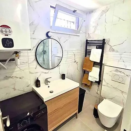 Un Coin De Paradis 2 Ou 4 Personnes Refait A Neuf Apartmán *